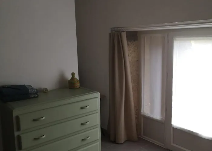 Blue Banane Bed & Breakfast Monflanquin